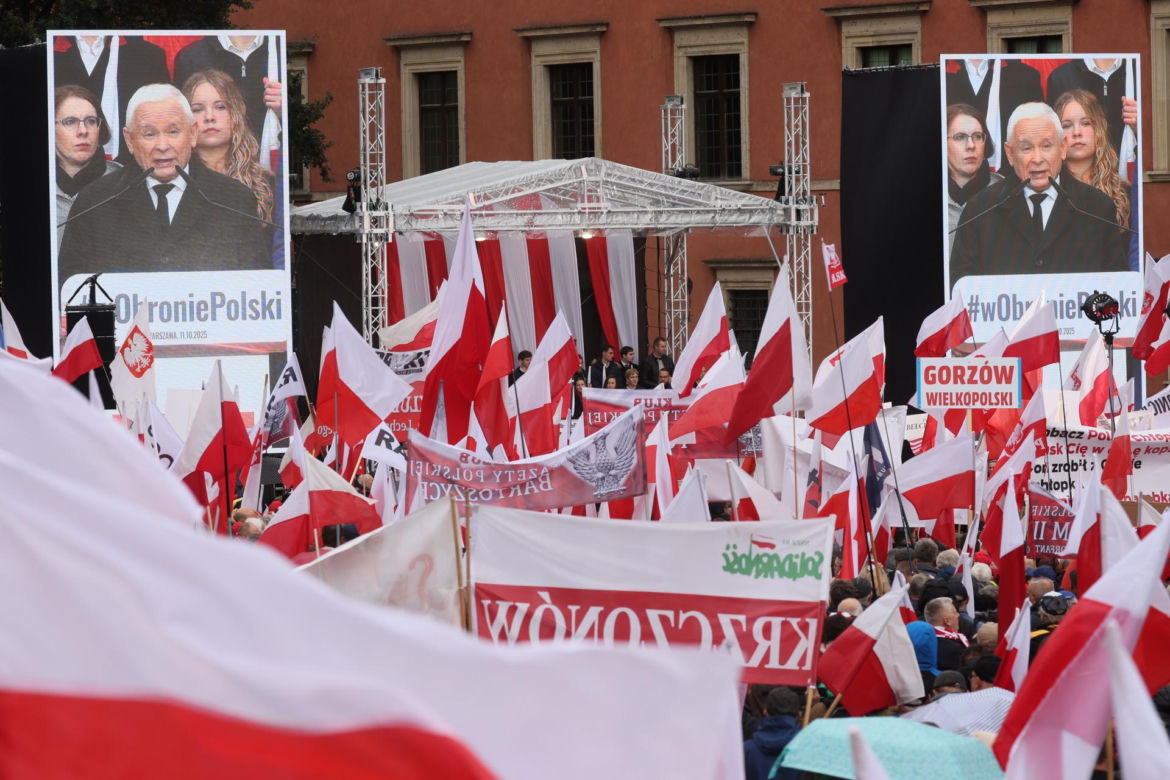 Manifestacja zwolenników Prawa i Sprawiedliwości w Warszawie