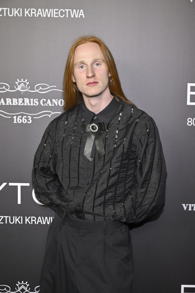 Dominik Więcek stylizuje gwiazdy. To on ubierze Szemplińską na Eurowizję. Kim jest?