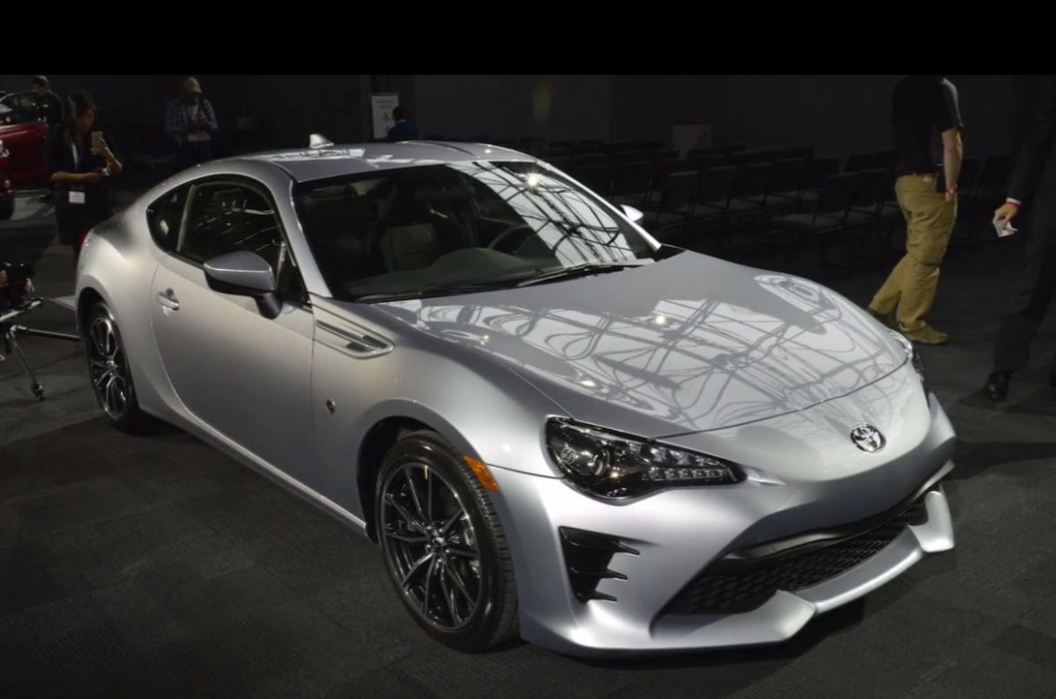 Toyota GT86 lifting