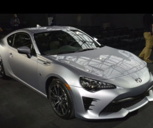 Toyota GT86 lifting