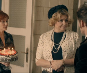 Stulecie Winnych 3 odc. 38. Mania (Magdalena Walach), Klimkiewiczowa (Małgorzata Ostrowska-Królikowska), Tomek (Filip Gurłacz)