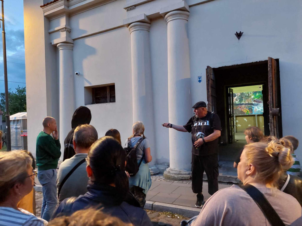 Byliśmy nocą we wnętrzach synagogi w Starym Fordonie. Taka okazja nie trafia się co dzień! [GALERIA]