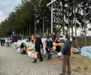 Ukraińscy pogranicznicy mają spore problemy z odprawą uchodźców uciekających przed wojną