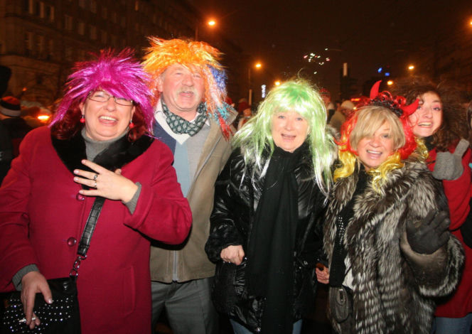 Sylwester w Warszawie sprzed lat. Tak stolica witała dawniej Nowy Rok