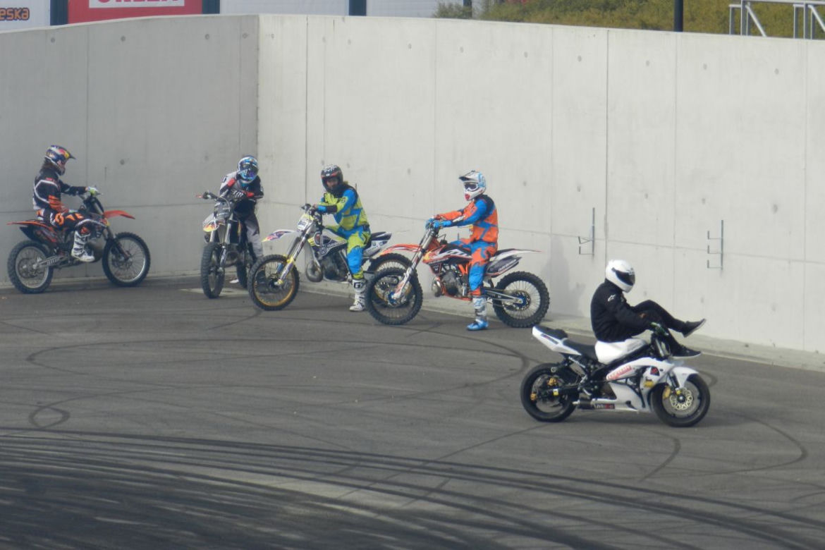 Dakar na Narodowym: Pit Party
