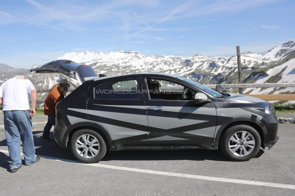 Honda HR-V - zdjęcia szpiegowskie