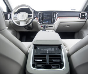 Volvo V60 Cross Country D4 190 KM AWD