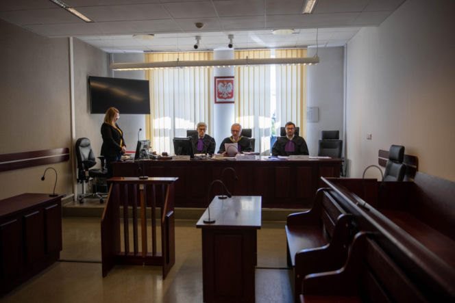 Lubieżny ginekolog płaci nam ochłapy