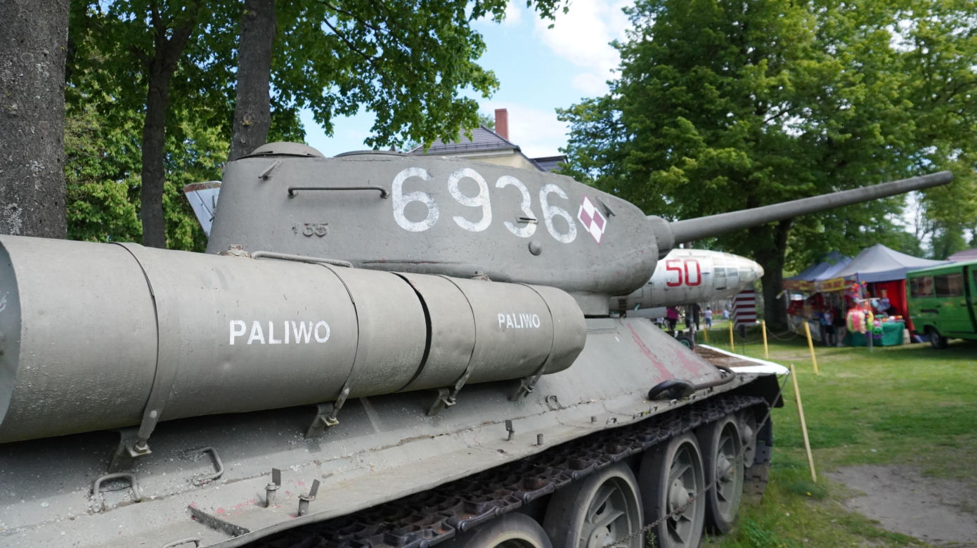 Piknik modelarski 2024 w Lubuskim Muzeum Wojskowym w Drzonowie