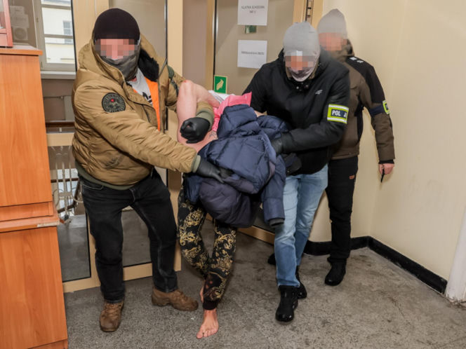 Zwłoki małżeństwa na Targówku. Bylismy na miejscu dramatu