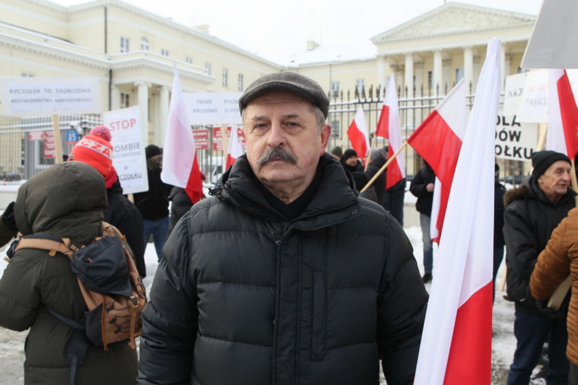 6500 ton toksycznych odpadów pod Warszawą. Mieszkańcy alarmują. „Żyjemy na tykającej bombie”