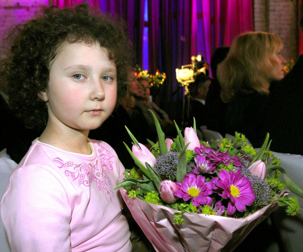 Pamiętacie rezolutną Jadzię z Dużych dzieci? Dziś dziecięca gwiazda ma już 25 lat