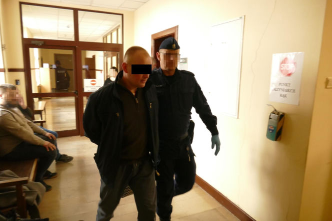 Zmasakrowane zwłoki Wojtka znaleziono pod cmentarzem. „Zdałem sobie sprawę, że zabiłem kolegę”