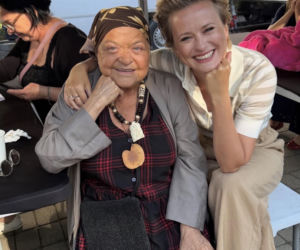 Ranczo. Babka Zielarka (Grażyna Zielińska), Klaudia (Marta Chodorowska)