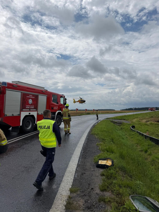 Tragiczny wypadek na Dolnym Śląsku. Dwie osoby nie żyją, droga jest zablokowana!