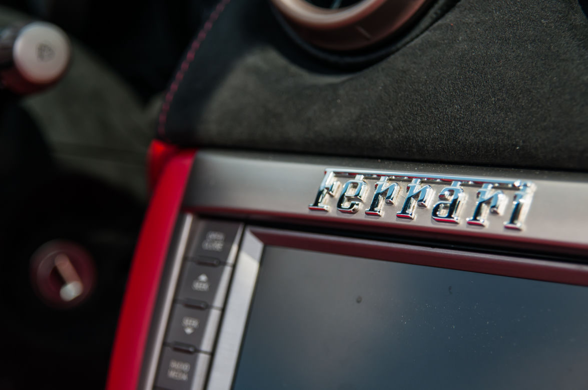Ferrari California 4.3 490 KM 7AT