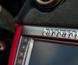 Ferrari California 4.3 490 KM 7AT
