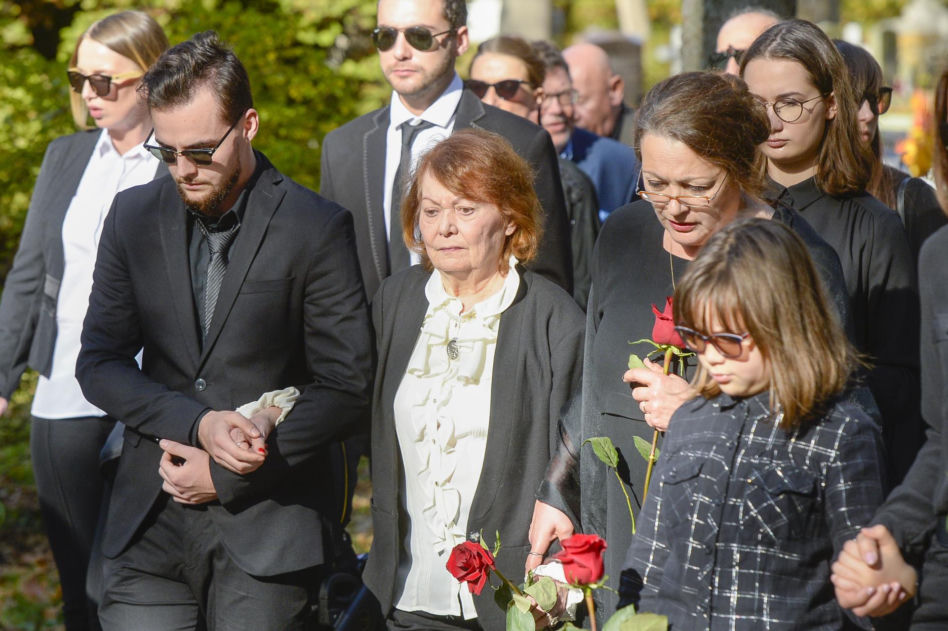 Fani w rozpaczy! Nie żyje wielka gwiazda ekranu! Iga Cembrzyńska odeszła w wieku 87 lat.