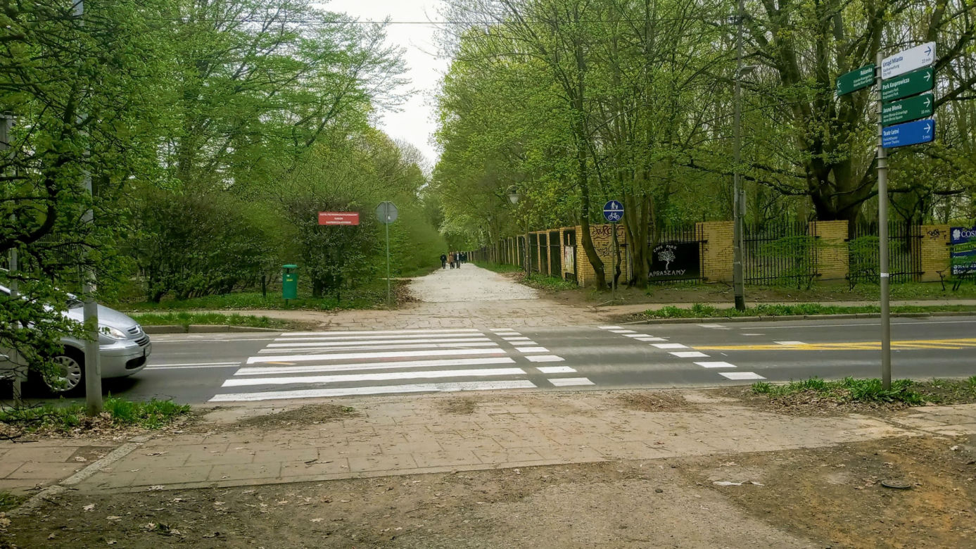Aleja Fałata otwarta dla spacerowiczów