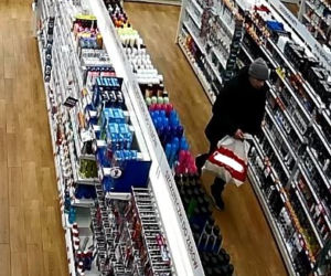 Ten mężczyzna poszukiwany jest przez łódzką policję
