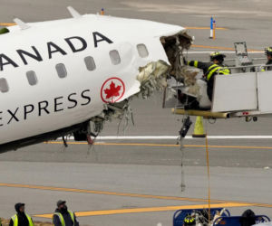 Stewardesa przeżyła katastrofę lotniczą. Ujawniono jej obrażenia