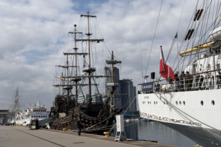 Z Gdyni przez Bahamy do Nowego Jorku! Dar Młodzieży wyruszył właśnie w swój najprawdopodobniej ostatni tak długi rejs