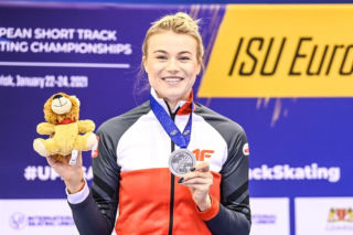 Natalia Maliszewska wicemistrzynią Europy w short-tracku [WIDEO]