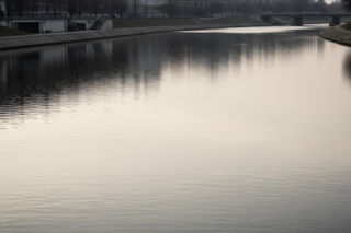 Nastolatka wpadła do Warty przy Galerii Jurajskiej. Co wydarzyło się w Częstochowie?