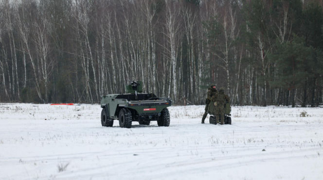 „Potwór z Tarnowa” i roje dronów. Rząd przygląda się przyszłości polskiej armii w Zielonce