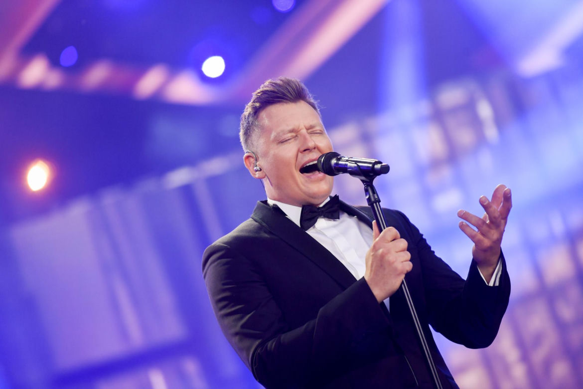 Rafał Brzozowski znowu zaskoczył! Tam się go nie spodziewaliście