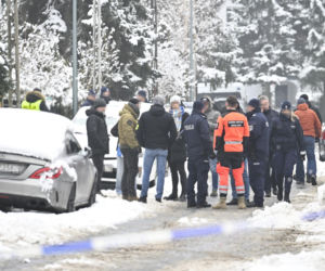 Zwłoki małżeństwa na Targówku. Świadkowie o szturmie antyterrorystów: W życiu czegoś takiego nie widziałem