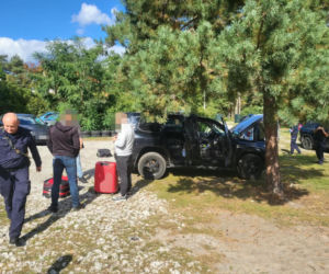 Warszawa. 23-latka szukała pracy, została uwięziona przez czterech mężczyzn