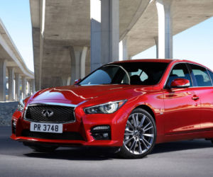 Infiniti Q50 V6 twin-turbo