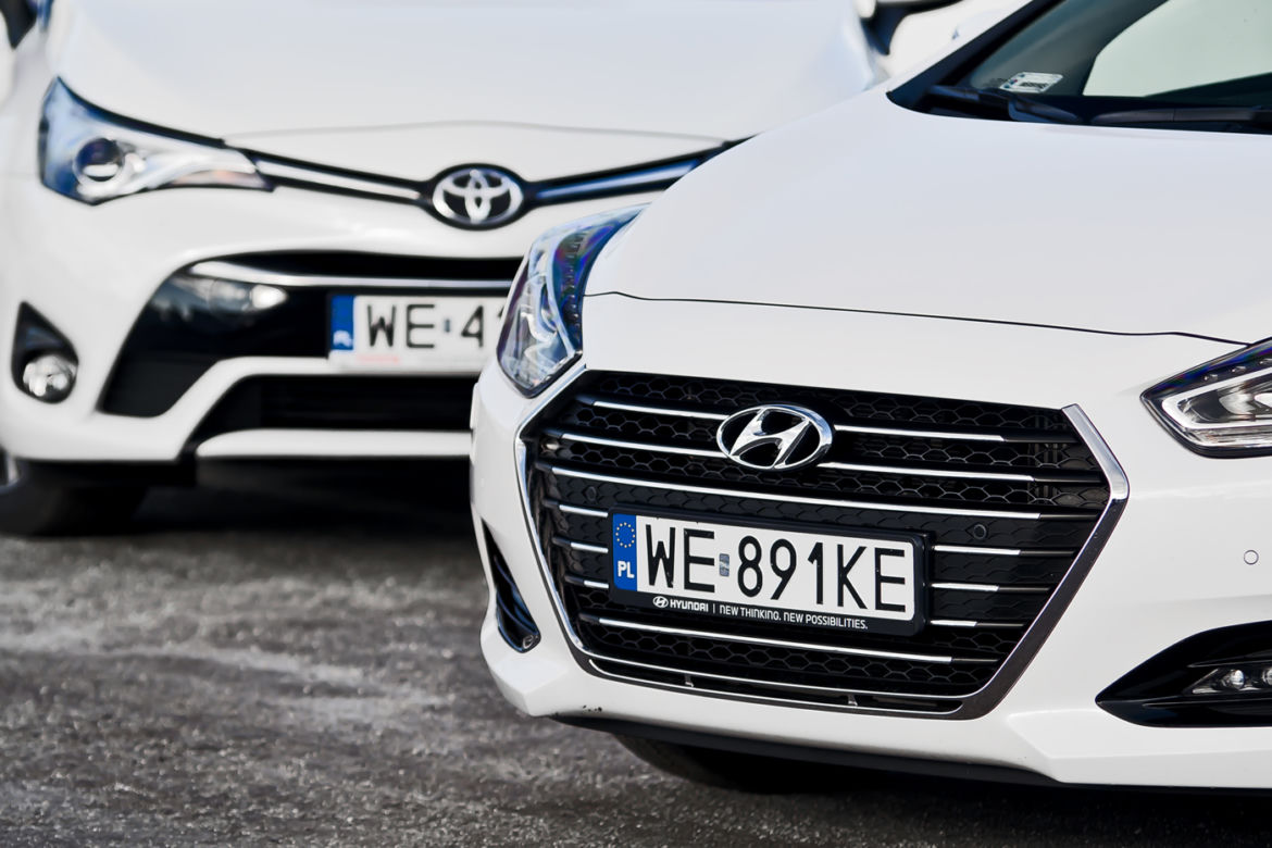 Hyundai i40 Wagon 1.7 CRDI  vs. Toyota Avensis Touring Sports 2.0 D-4D