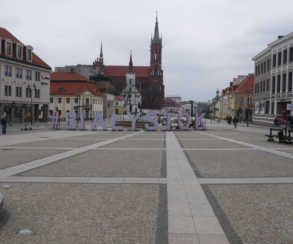 Białystok. 50 groszy za metr kwadratowy. Radni utrzymali obniżone stawki za ogródki kawiarniane