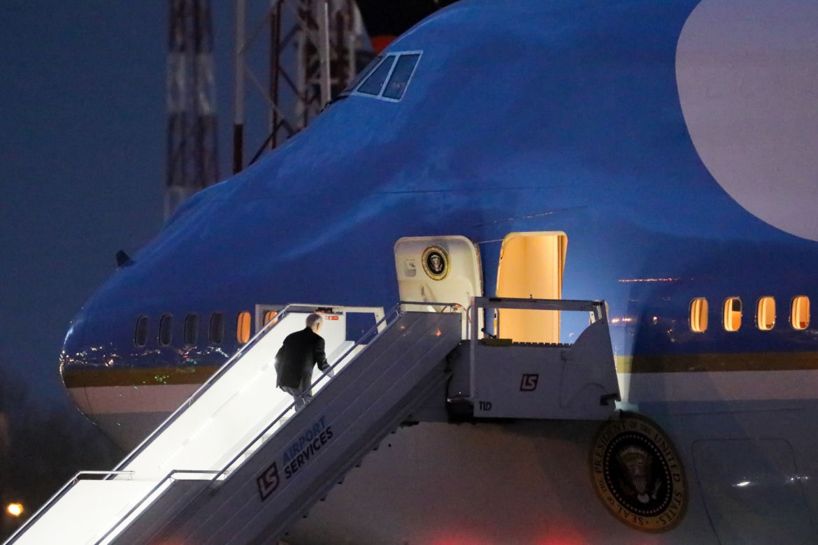 Samolot Air Force One na Lotnisku Chopina