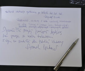 Niezwykły szczegół na pogrzebie Igi Cembrzyńskiej. Pojawiła się księga wspomnień potem