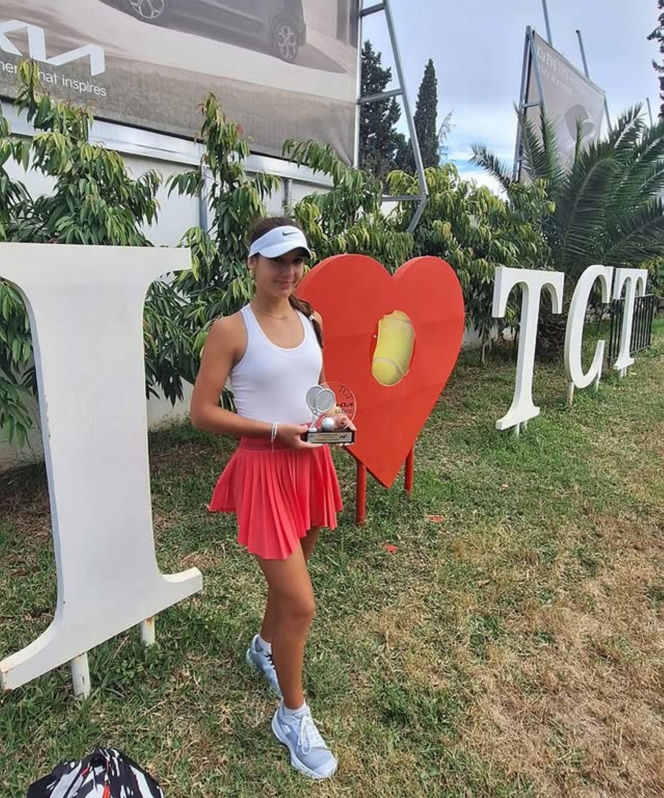 Oliwia Sybicka, 16-letnia stypendystka Igi Świątek