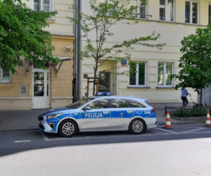 Zwłoki mężczyzny pod klubem nocnym na ul. Pankiewicza 4 w Warszawie.