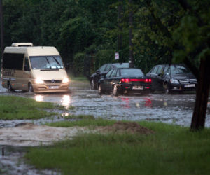 nawałnica nad Warszawą