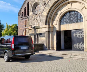 Pogrzeb 19-letniej Basi ze Świętochłowic. Kobietę potrącił autobus w Katowicach