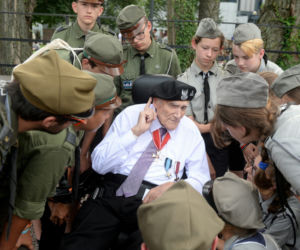 Nie żyje Witold Kieżun, powstaniec warszawski i ekonomista 