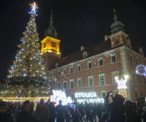 Świąteczne iluminacje w Warszawie