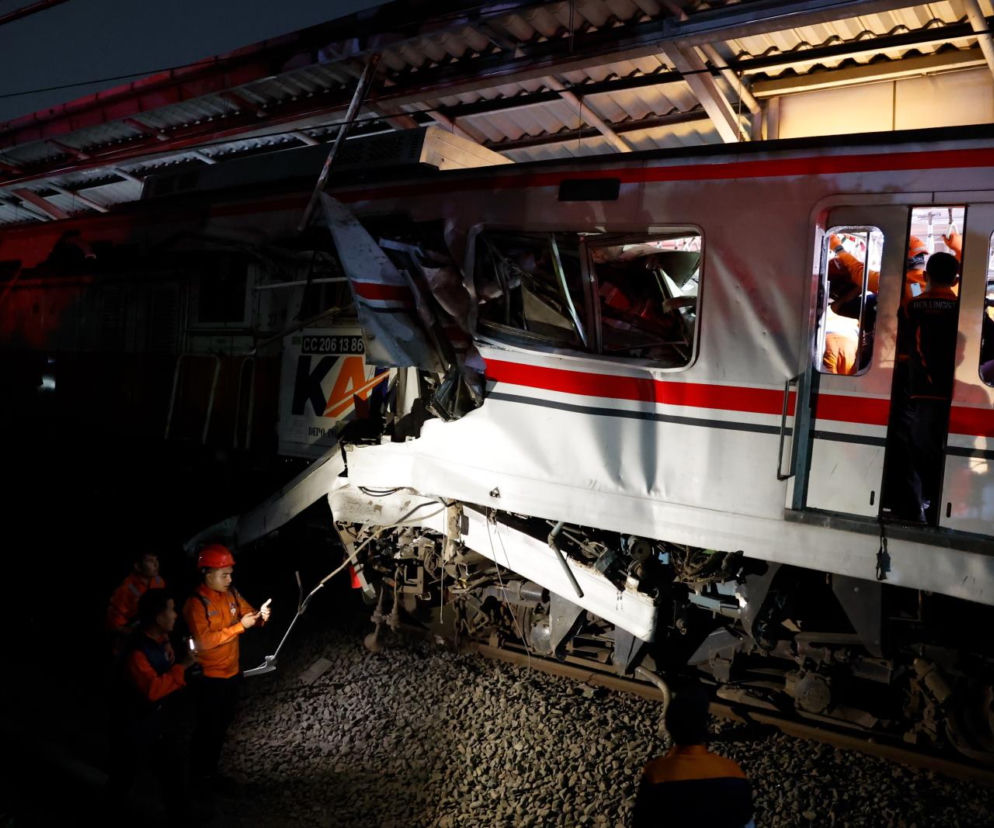 Katastrofa kolejowa. Co najmniej trzy osoby zginęły w zderzeniu pociągów!