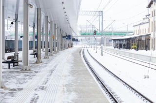 Zima uderzyła w kolej. Pociągi opóźnione nawet o kilka godzin  