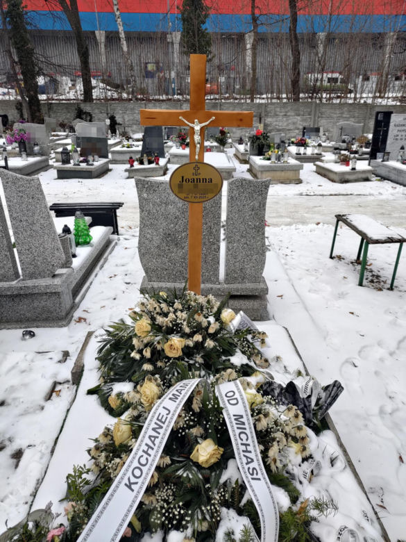 Zabił ukochaną dwoma nożami
