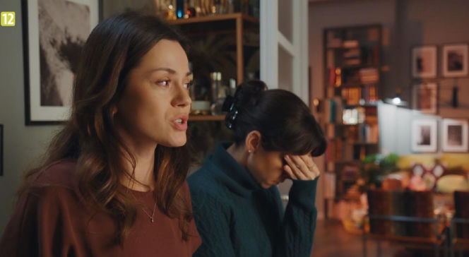 M jak miłość. Kasia (Paulina Lasota), Aneta (Ilona Janyst)