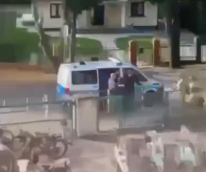 Kolejny koszmar w szkole. 15-latek miał przy sobie trzy noże! Zaatakował dyrektora, jedna osoba nie żyje