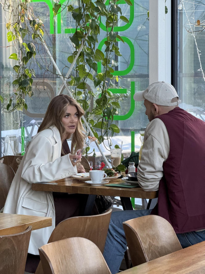 Edyta Folwarska i Maciej Pela w restauracji