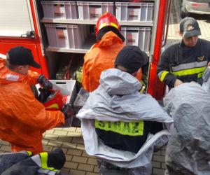Koronawirus w Polsce. Wielkie namioty stanęły przed bydgoskimi szpitalami